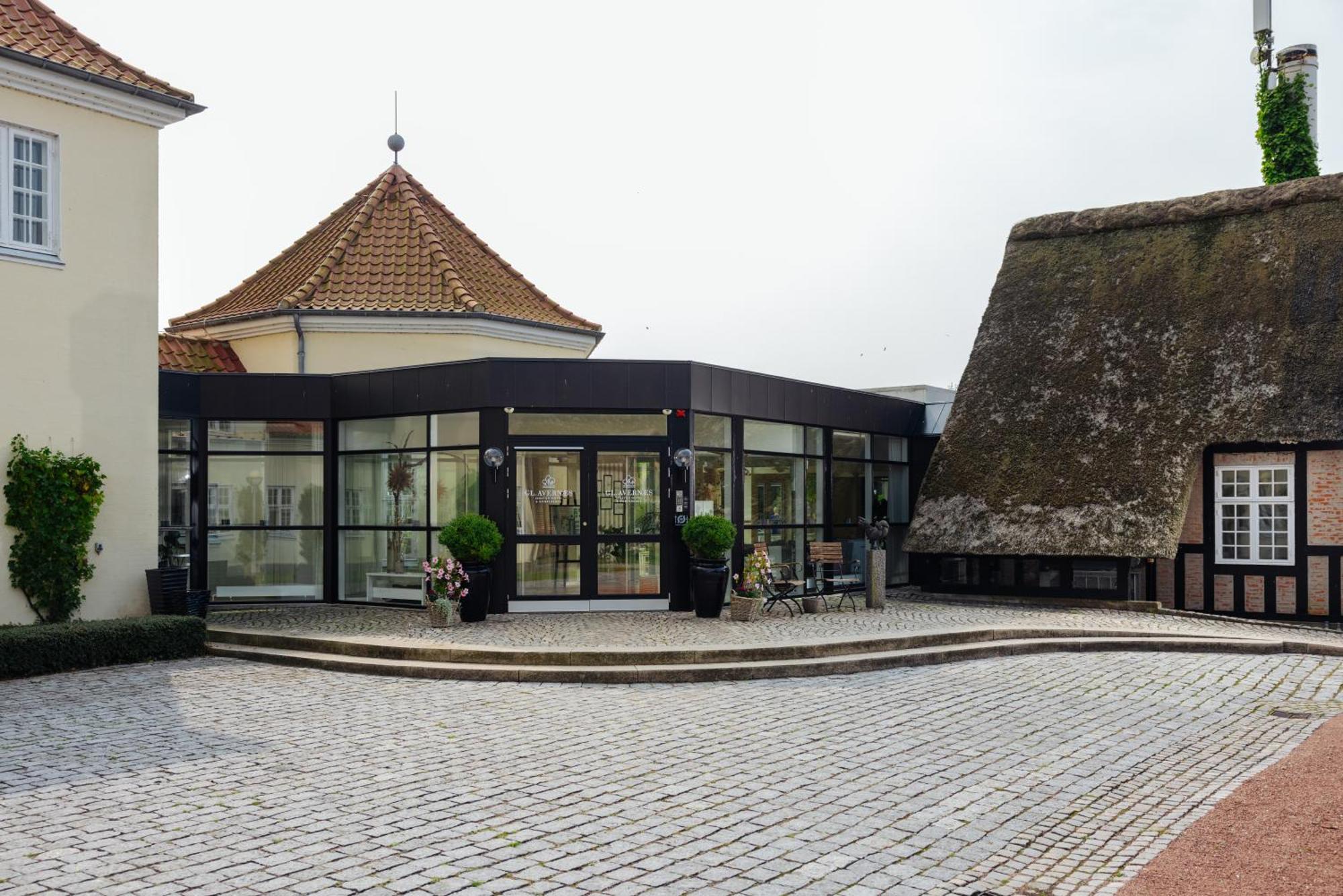 Gl. Avernaes Sinatur Hotel & Konference Ebberup Exterior foto
